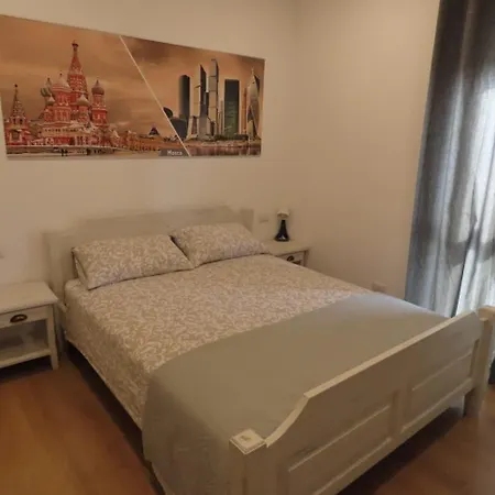 A Casa Di Titty * Somma Lombardo
